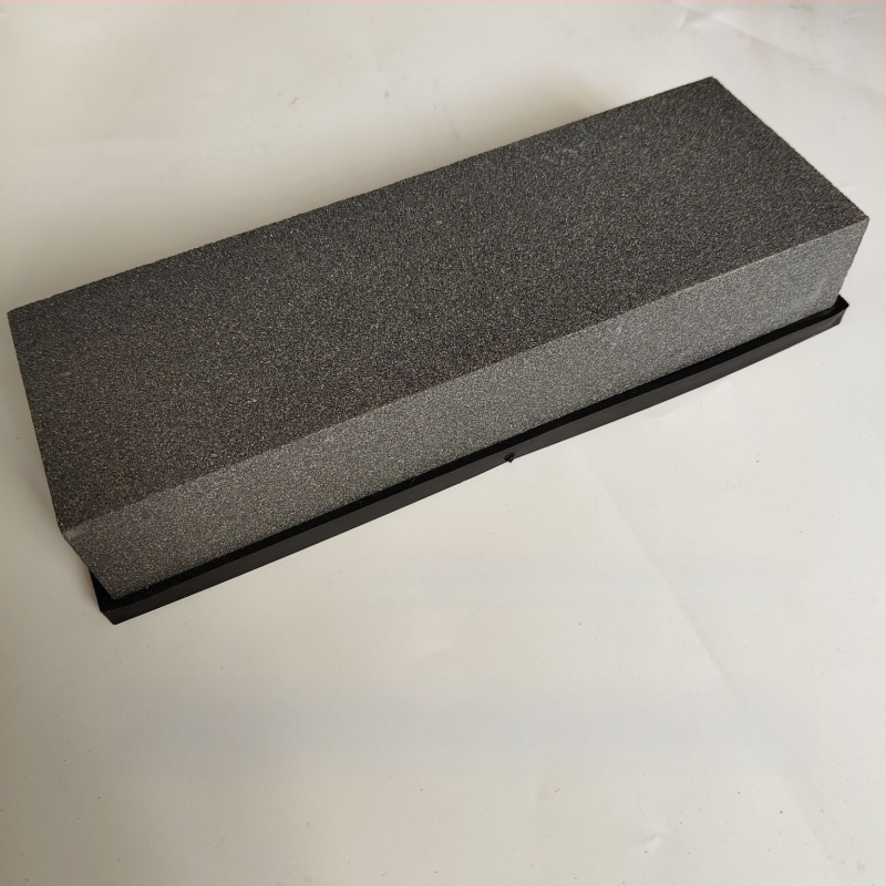 Gyémánt élező kő kemény acélú késekhez – durva és finom élezés