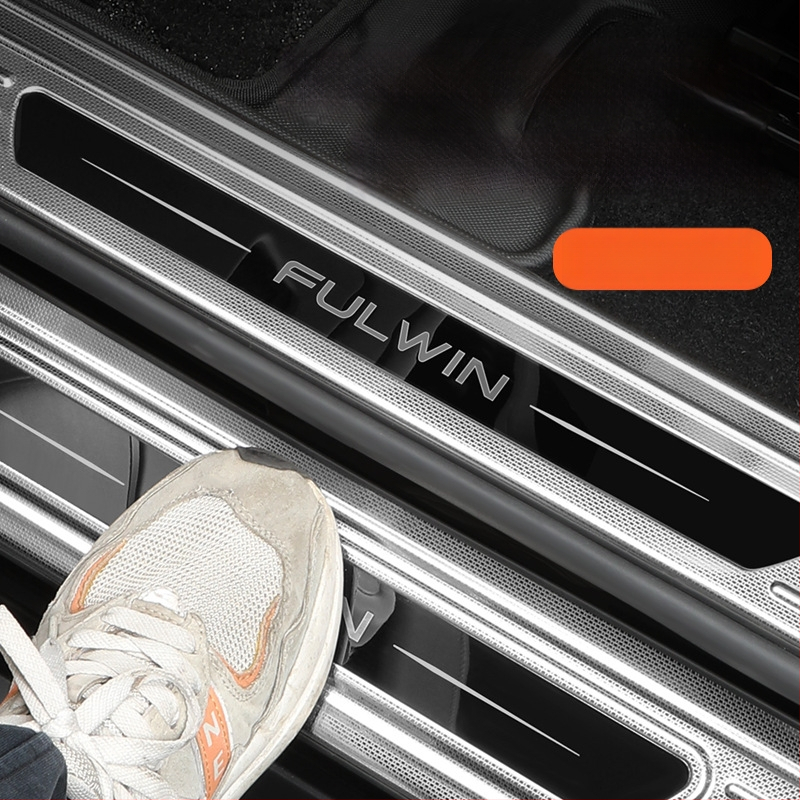 Durvju praga komplekts Chery Fengyun T11 — Metāla konstrukcija, Ietver sagaidīšanas pedāli un aizmugurējo aizsargu, Bez pielāgošanas