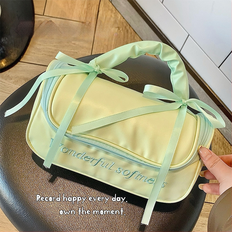 Geantă de makeup cu capacitate mare și compartimente separate, pentru călătorii de agrement, din poliester, închidere cu fermoar, pentru femei