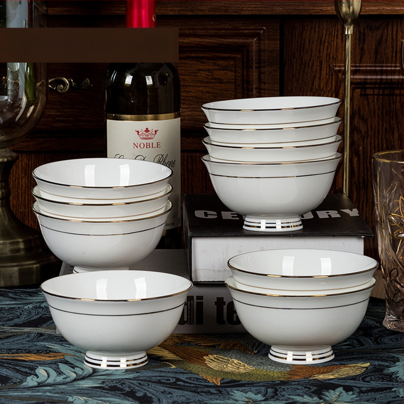 Porcelán tálak készlete, mikrohullámú sütőhöz használható, kör alakú, modern minimalista stílus, logó nyomtatva.