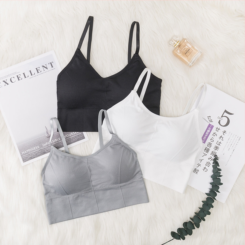 Безшевен потник бюстгальтер за млади жени – 3/4 чашка, тънък формован чашка, 70–80% полиестер, диша, комфорт, защита от изпъкване, красива гръбна част