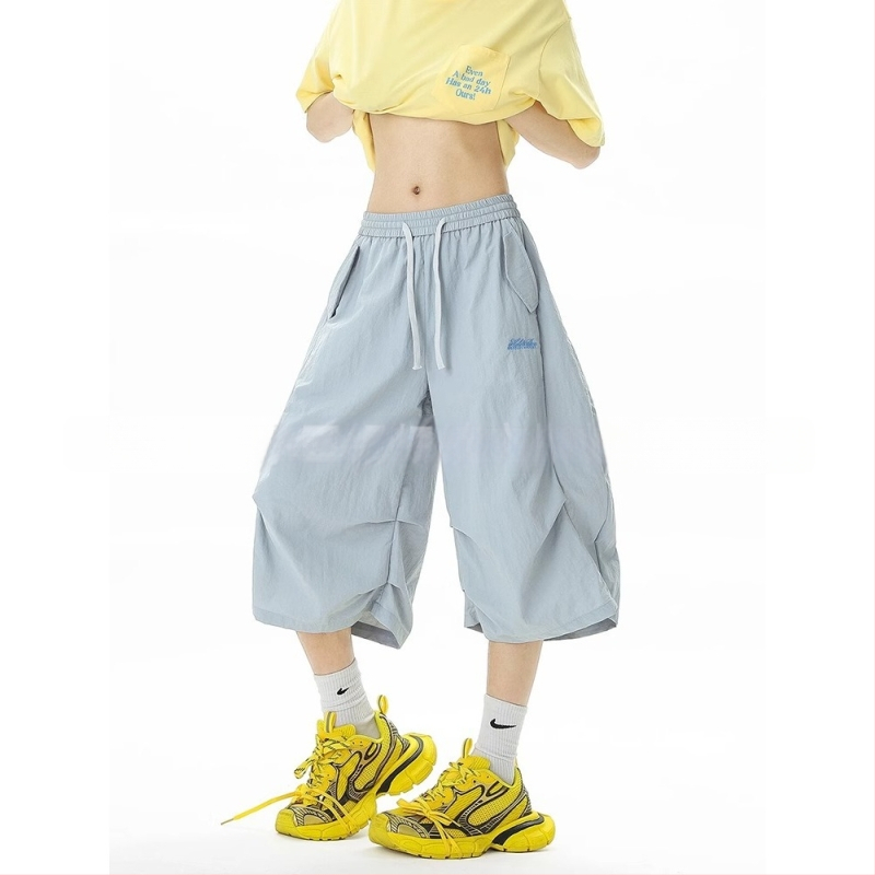 Șort denim cu cusătură camuflaj, aspect de două părți, croială cropped lejeră, talie medie, fermoar frontal