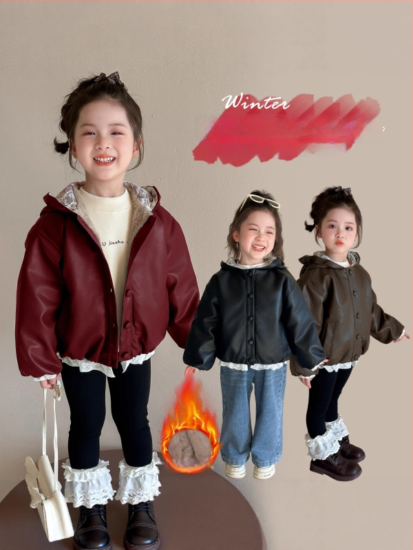 Детско PU кожено яке с подплата от плюш, качулка, корейски стил, къс модел, цип (за възраст 3–8 години, зима 2025)