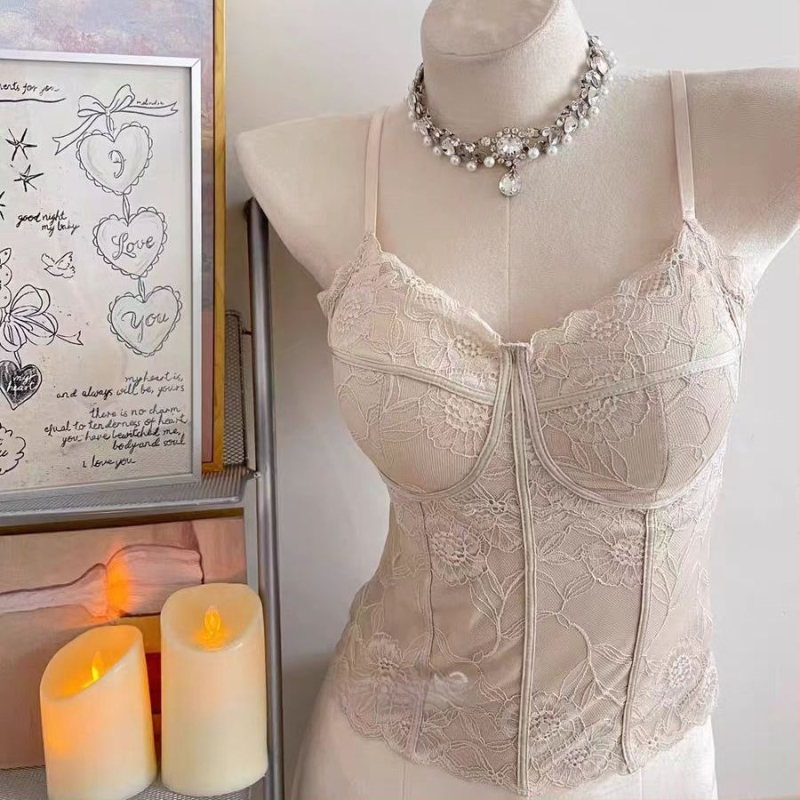 Őszi–téli francia retro csipkés top, anti-expozíció, karcsúsító hatás, beépített párnázott melltartóval, alapréteg