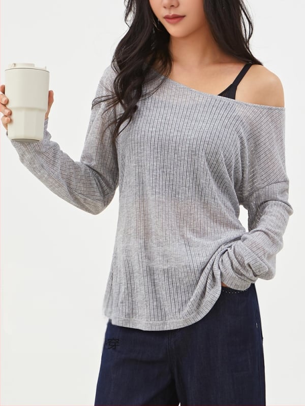 Bluza tricotată cu umeri goi – moale din amestec poliester, 85% poliester 15% viscoză, mâneci lungi, croială lejeră, lungime standardă