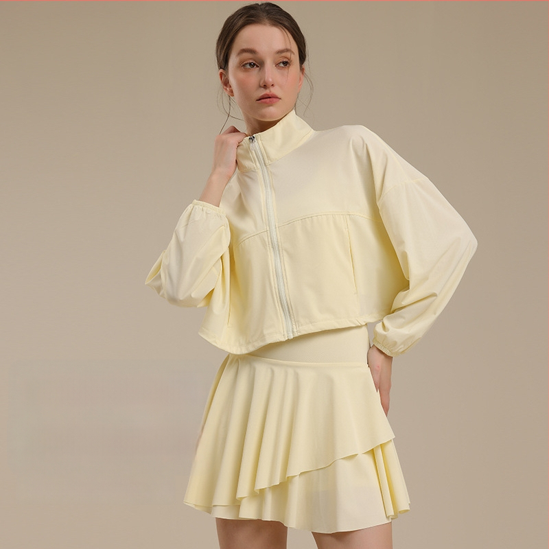 Σετ γιόγκα: ζακέτα-φούστα, διαπνοή νάιλον, UV-ανθεκτικό, γρήγορο στέγνωμα, υψηλός λαιμός, τσέπες, μακριά μανίκια, μήκος μανικιού 55–60 cm, μήκος φούστας 34–37 cm