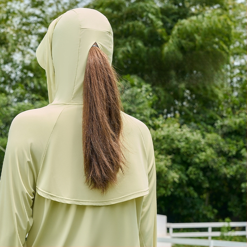 Geacă UV pentru femei cu glugă, ușoară și respirabilă, materiale poliester (conținut 81–95%), vara 2025