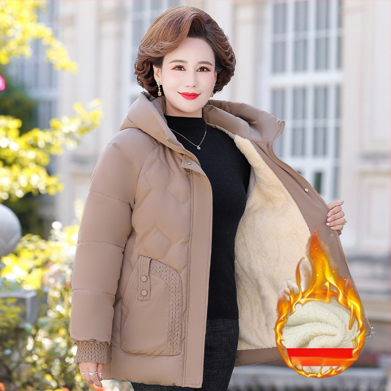 Palton de iarnă cu umplutură de bumbac, căptușit cu fleece, glugă, fermoar, lungime medie (50–65 cm), țesătură din poliester (>95%)