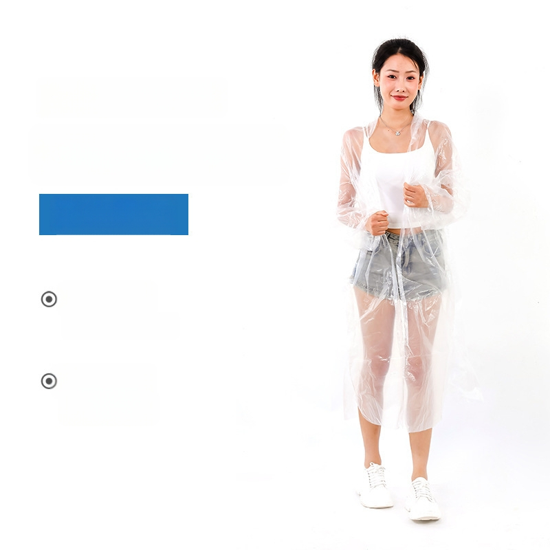 Vienkartinis lietaus pončas žygiams su PE audiniu, įprasto storio, 60–100 g, vienam asmeniui.