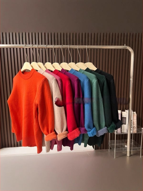 Fleece-pleteni bazni top s kapuljom i polutorkom, dugi rukavi, jednobojni uzorak; tkanina: vunena mješavina s poliestrom