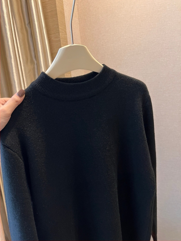 Fleece-pleteni bazni top s kapuljom i polutorkom, dugi rukavi, jednobojni uzorak; tkanina: vunena mješavina s poliestrom