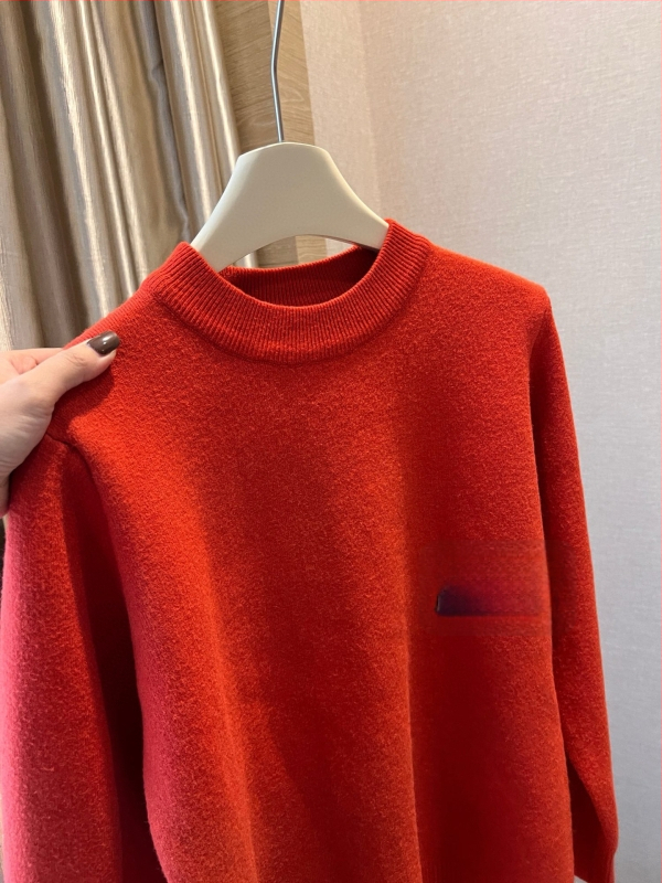 Fleece-pleteni bazni top s kapuljom i polutorkom, dugi rukavi, jednobojni uzorak; tkanina: vunena mješavina s poliestrom