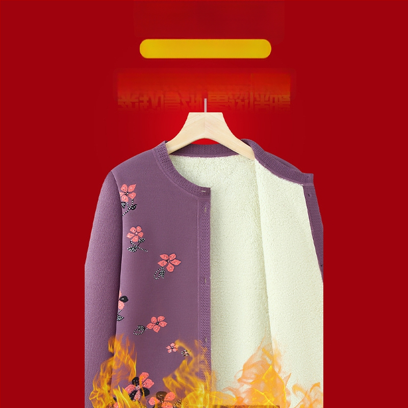 Žieminis kardiganas senjorams — polieteris, fliso pamušalas, ilgomis rankovėmis, laisvas kirpimas, užsegimas mygtukais