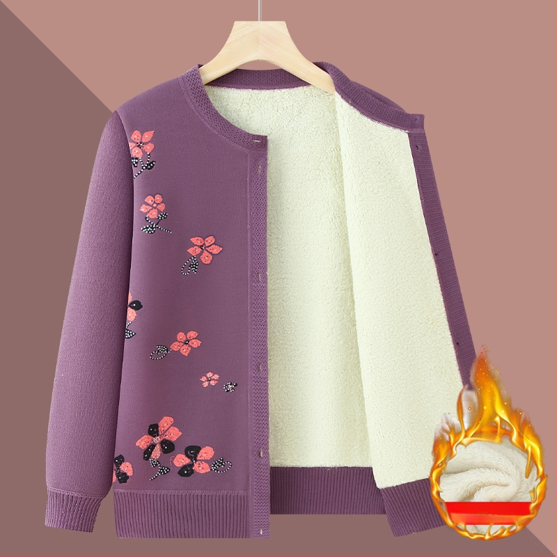 Žieminis kardiganas senjorams — polieteris, fliso pamušalas, ilgomis rankovėmis, laisvas kirpimas, užsegimas mygtukais