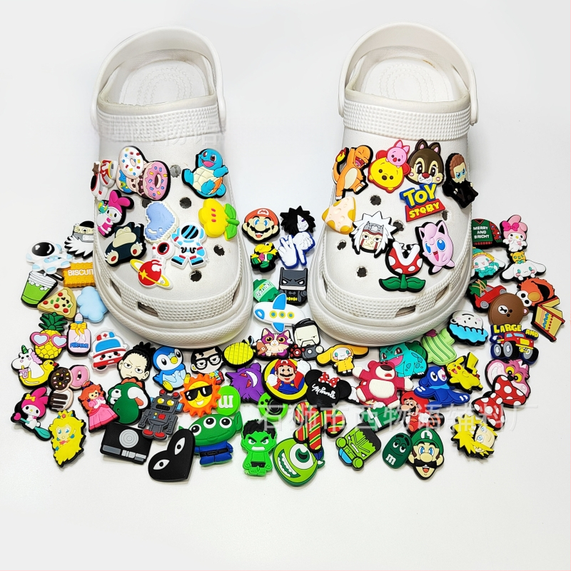 Crocs-stílusú cipővirágok és csatok, PVC DIY kiegészítők, modell HP, egész éves viselésre, más típusú cipőkhöz