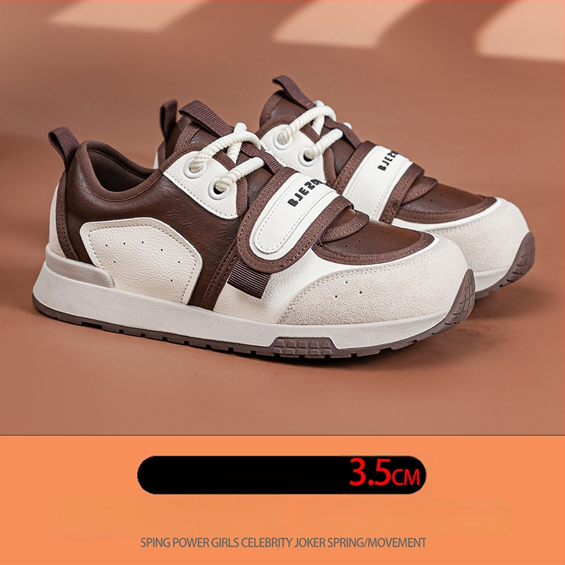 Дамски къси спортни обувки за тренировки с кръгъл нос, нисък глезен, горна част от раздвоена кожа, гумена подметка, закопчаване отпред.