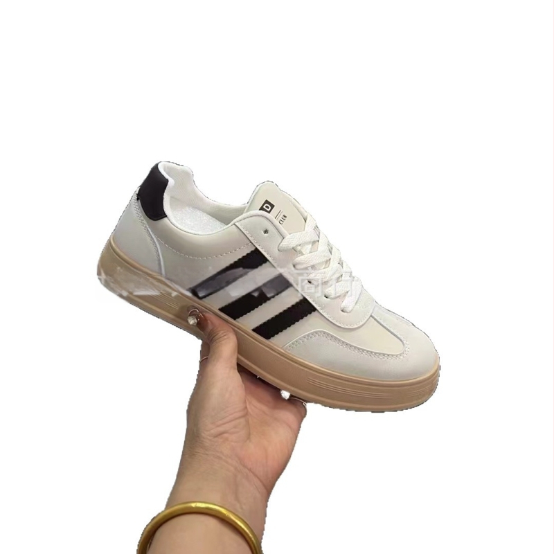 Vyriski platforminiai batai, viršus iš Super Fiber, viduje tinklas, padas iš gumos, užsegimas raišteliais, žemas viršus, apvalus pirštas, kulno aukštis 3–5 cm, kvėpuojančios ir atsparios slydimui