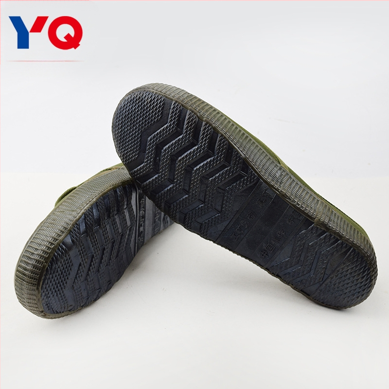 Treningice za učenike, niski gornji dio, platneni đon, gumeni đon, vezanje sprijeda, otporne na habanje