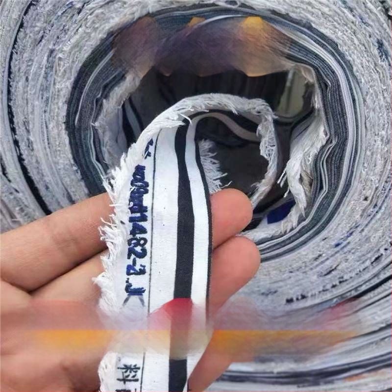 Audinio rišimo virvė sodo šakoms rišti, patvari įpakavimo juosta; medžiaga: audinys; taikymas: vaismedžių šakų rišimas; nominali apkrova 20; lūžio stiprumas 50; darbo temperatūra 50°C