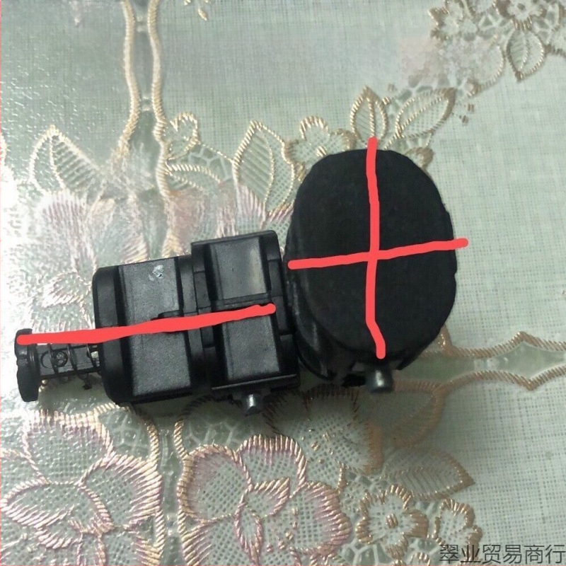 Pagasi aksessuaarid – teleskoopilise varre lukustuslips ja metallist klamber (komponentendid)