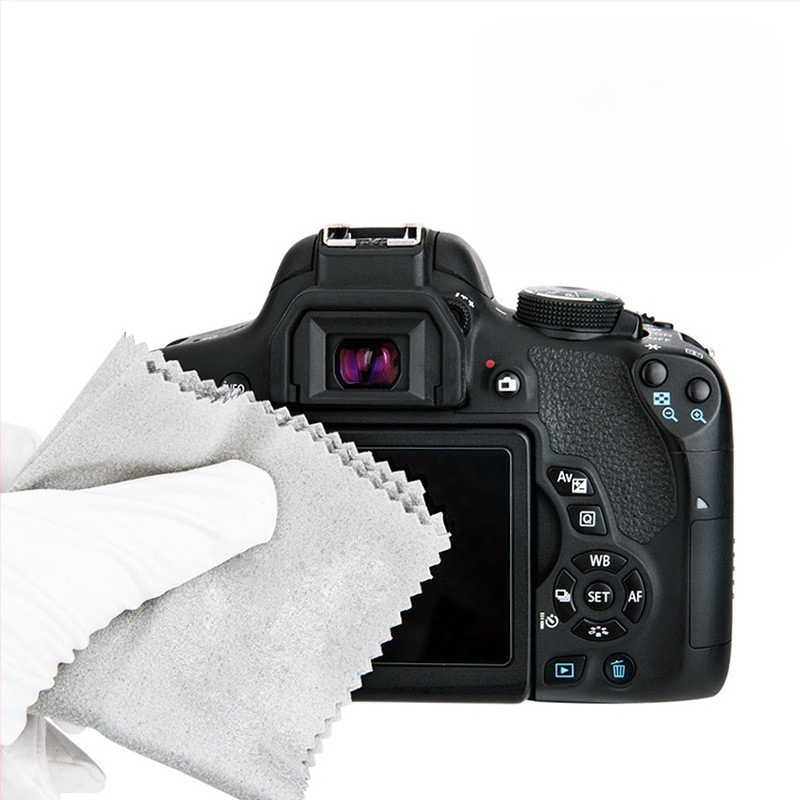 Комплект за почистване на фотоапарат – подходящ за обективи DSLR, фотоапарати, компютри и мобилни телефони; материал пластмаса; OEM производство; опаковка включена.