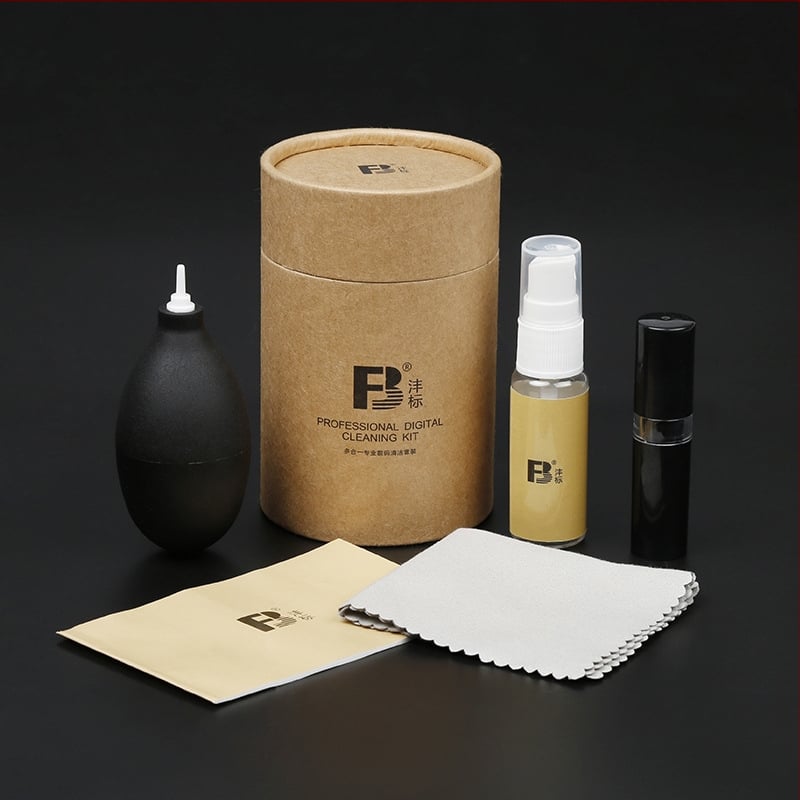 All-in-One комплект за почистване за дигитални камери и LCD екрани – въздушна струя, четка, кърпа за почистване, почистващ разтвор, лещова хартия; Произход: Shenzhen; Материал: Kraft хартия; OEM обработка