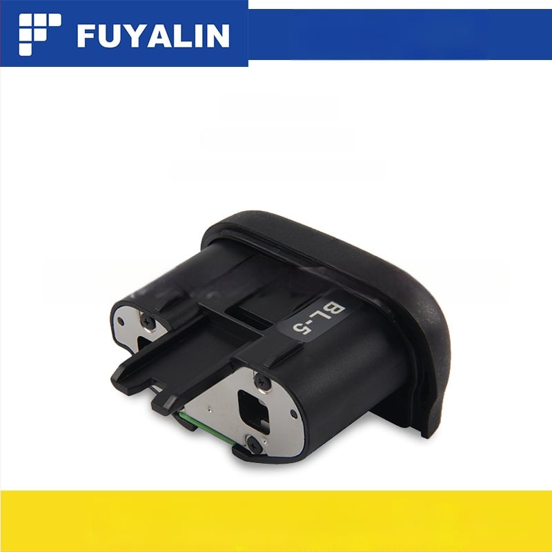 Κάλυμμα μπαταρίας EN-EL18 BL-5 για D800/D800E/D850 λαβή; Μοντέλο: BL-5; Συμβατό με: D800, D800E, D850; Υλικό: Πλαστικό + Μέταλλο; Ιδιότητες: Υποστηρίζει χρήση μπαταρίας για την αύξηση της συνεχόμενης λήψης