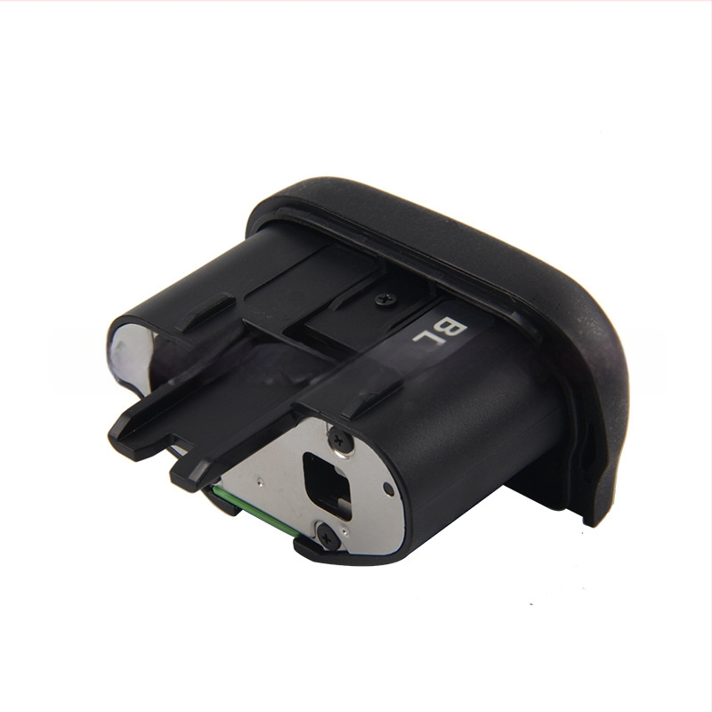 Κάλυμμα μπαταρίας EN-EL18 BL-5 για D800/D800E/D850 λαβή; Μοντέλο: BL-5; Συμβατό με: D800, D800E, D850; Υλικό: Πλαστικό + Μέταλλο; Ιδιότητες: Υποστηρίζει χρήση μπαταρίας για την αύξηση της συνεχόμενης λήψης