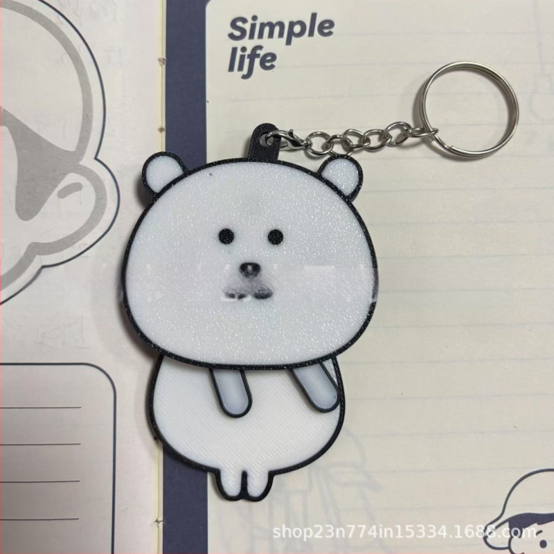 Naganno karu ripats liikuvate kätega - armas stiil, plastikmaterjal