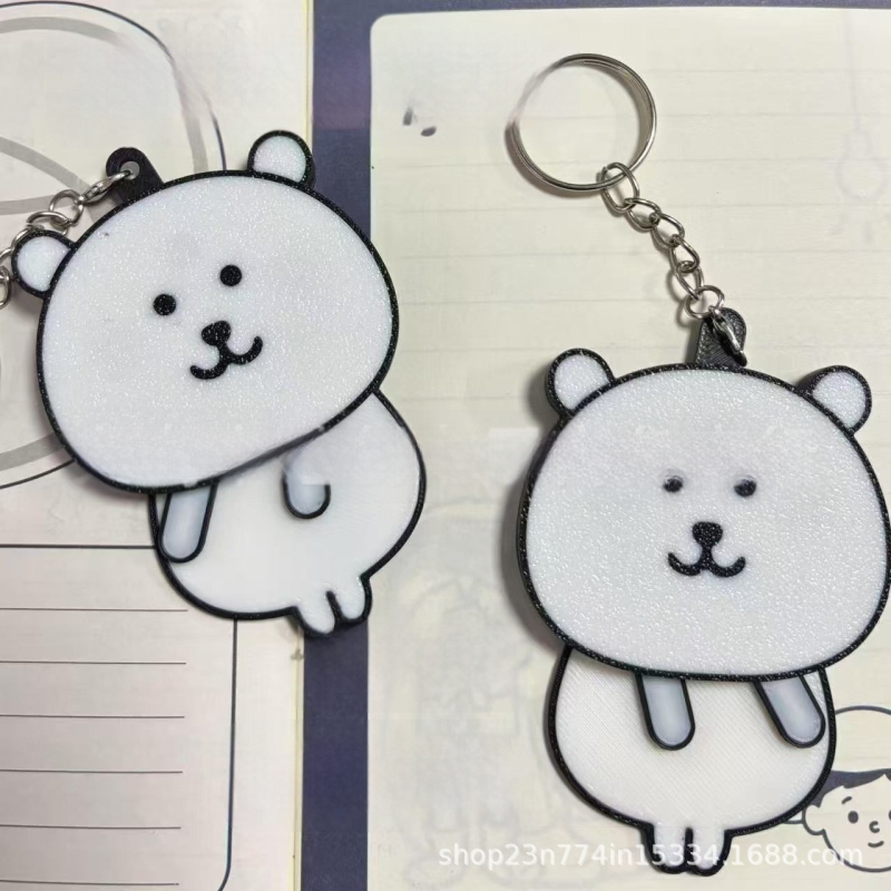 Naganno karu ripats liikuvate kätega - armas stiil, plastikmaterjal