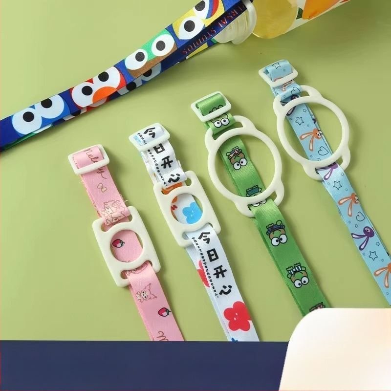 Veepudeli kaelarihm - materjal: siidililled, ristdisain, tootekood F99tMH786SH58S, üldotstarbeline