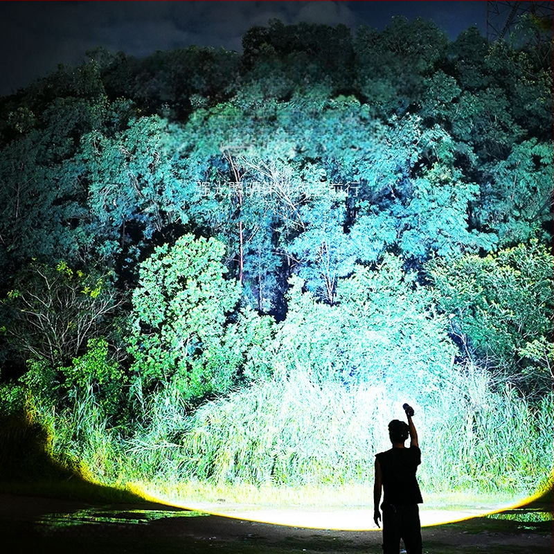 LED фенерче за къмпинг с телескопичен зум, 10W, 1200mAh, ръчно задвижване