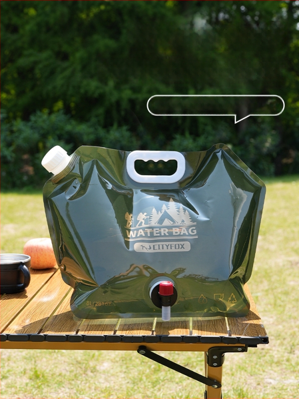 Kültéri víztároló tasak 8 L csap, összecsukható, élelmiszer-minőségű PE+PA+PET