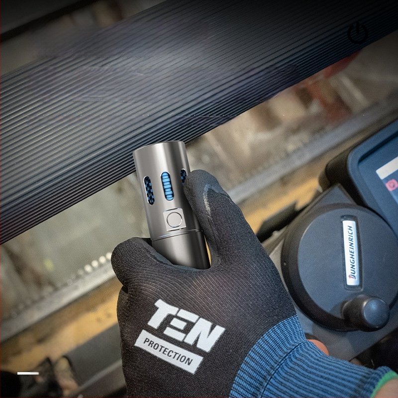 Фенер от неръждаема стомана LED, 40W, презареждаем, ръчно зареждане, обхват до 500 м, капацитет на батерията 4800mAh