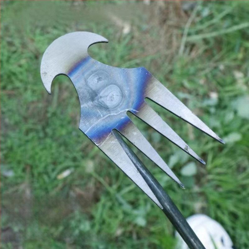 Градинарски инструмент за плевели — четиризъбено гребло от манганова стомана