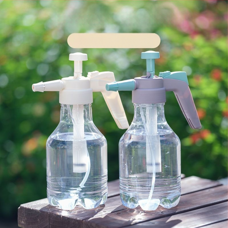 Градински пръскач от дишаща пластмаса; подходящ за домашна градина; материал: пластмаса; тип: рамка за опора на дървета