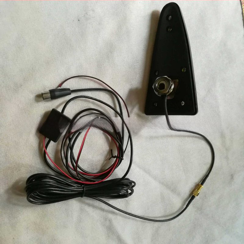 Aktív cápauszony-alakú autóantenna DAB AM/FM/DTMB digitális TV-hez, 470–860 MHz, nyereség 3.5, impedancia 20 Ω, SWR ≤1.5, tápegység 220 V