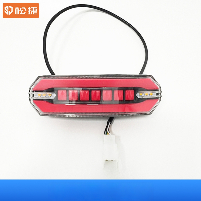 W-4 elektromos autóhoz tartozó hátsó lámpa – 12V LED hátsó lámpa féklámpával, indexeléssel és futófénnyel, Songjie