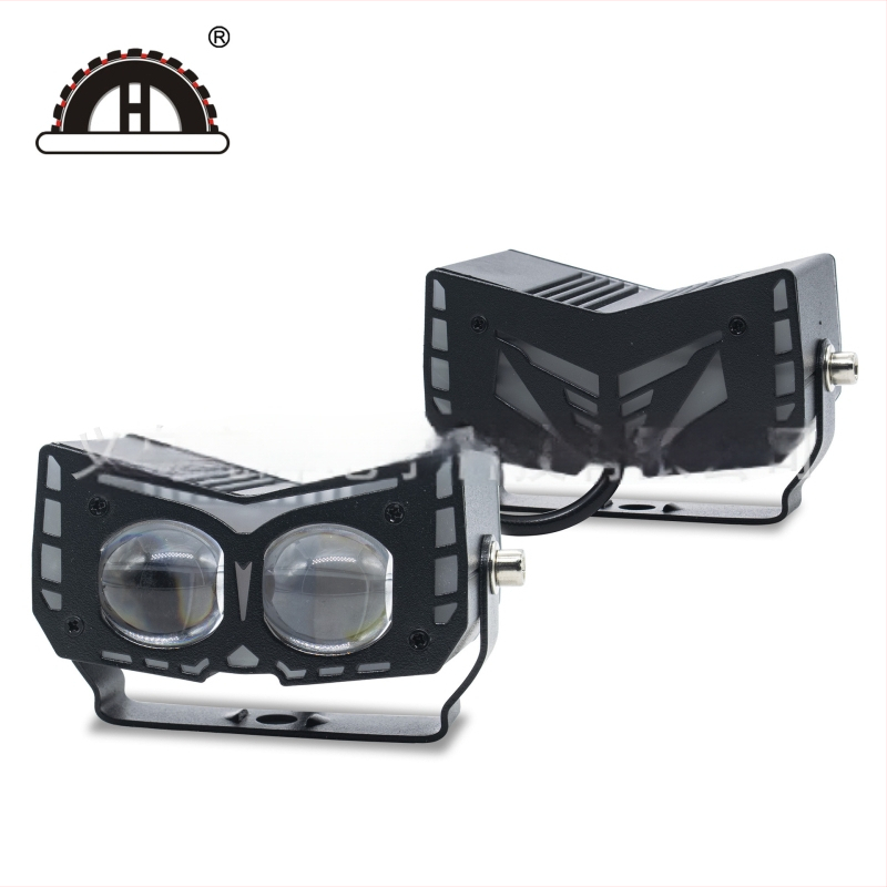 Vanjski LED reflektor za motocikl s očima đavla, 20W, 3000 lm, IP67, vodootporan