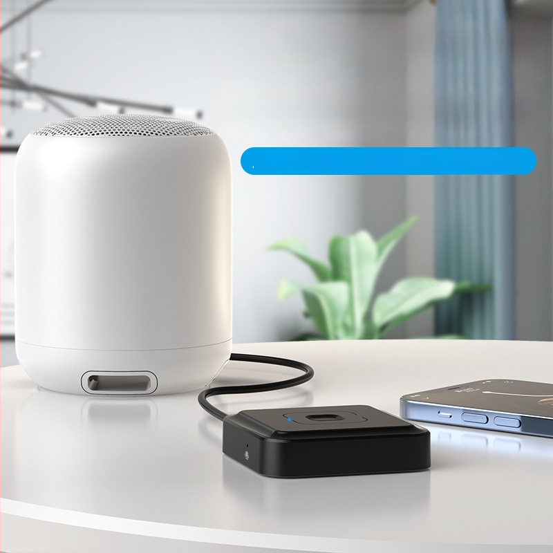 BT-22 Automobilinis Bluetooth garso siųstuvas–priimtuvas – Bluetooth 5.1, 3,5 mm jungtis, Plug-and-Play, išorinis maitinimas