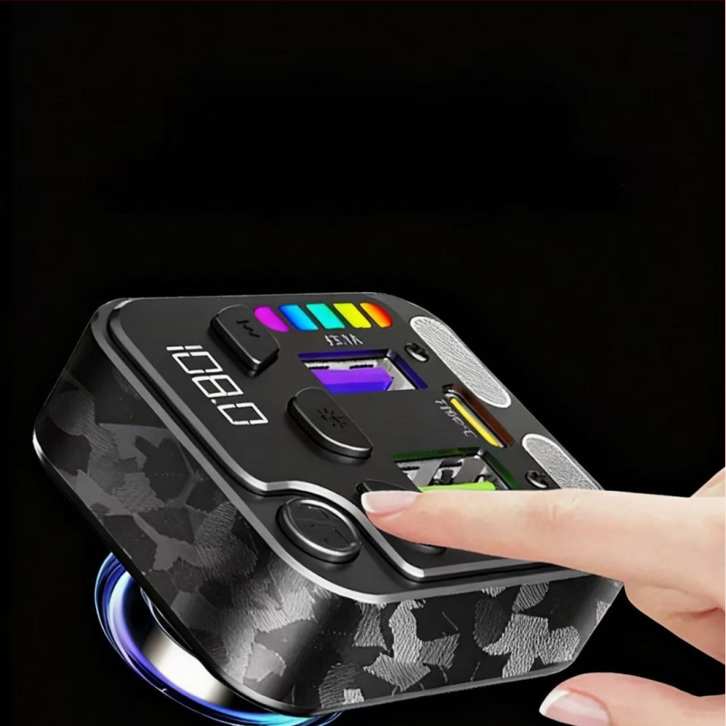 Automobilinis įkroviklis su MP3 grotuvu ir Bluetooth belaidžiu ryšiu, ABS korpusas, įėjimo įtampa 12–24V, montavimas į lizdą, Bluetooth išvestis