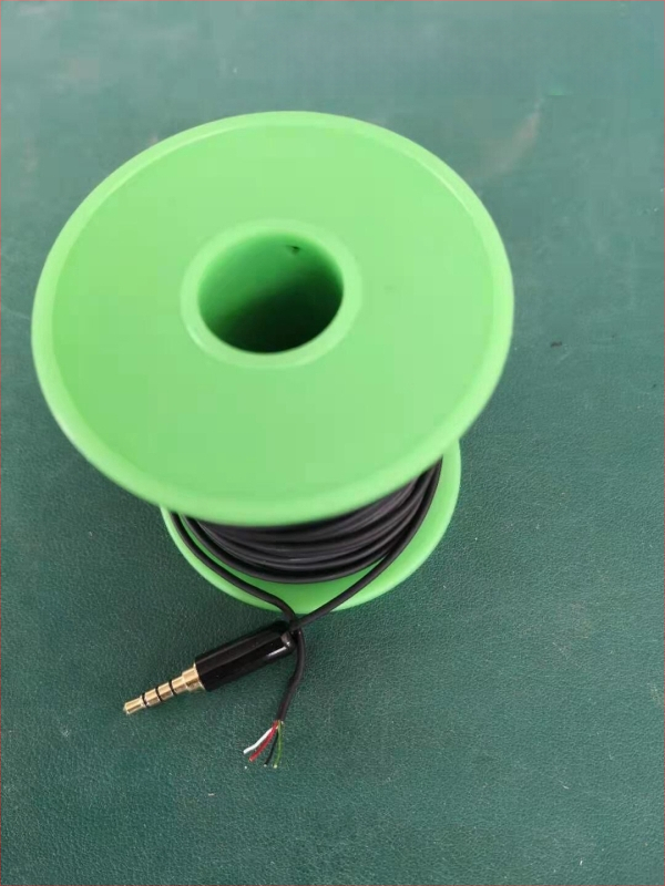 Makšķerēšanas vizuālais monitors – TFT LCD, 800x480 RGB, video ievade, PAL/NTSC, LANCEVON