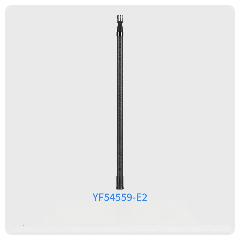 7-szakaszos teleszkópos selfie-sticka szénszálas és alumínium ötvözetből, 1/4 hüvelyk csatlakozással és action kamera kompatibilitás, teherbírás kevesebb mint 2 kg