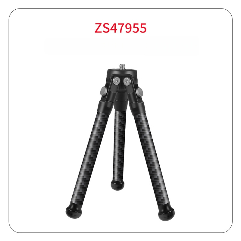 7-szakaszos teleszkópos selfie-sticka szénszálas és alumínium ötvözetből, 1/4 hüvelyk csatlakozással és action kamera kompatibilitás, teherbírás kevesebb mint 2 kg