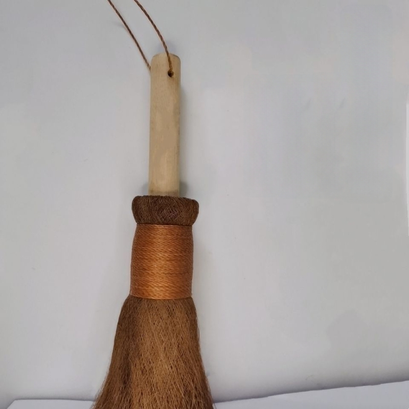 Kokoso palmos indų plovimo šepetėlis neprilimpančioms keptuvėms su vidutinio kietumo šerelėmis