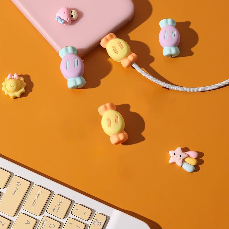 Laadimiskaabli kaitsekile – silikoonist universaalne kaitse, hoiab ära murdumise, pehme kummist disain