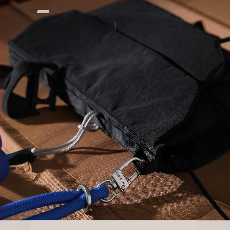 Geantă crossbody pentru documente bărbați – anti-furt, material PU, căptușeală din nylon, vară 2024