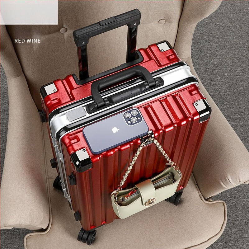 Putni kofer s karbonskim tijelom i aluminijskim okvirom, otvaranje na zatvarač, vodootporan, s proširivim slojem