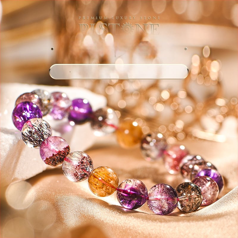 Βραχιόλι με κρύσταλλο 7A+ συλλεκτικής ποιότητας, επτά στρογγυλές χάντρες, χωρίς πλευρικούς λίθους, ασημένια εξαρτήματα 925, κυκλοφόρησε την άνοιξη του 2022.