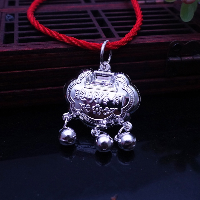 Kūdikio pakabukas iš 999 gryno sidabro, karolių grandinėlė, daugiasluoksnė, gyvūno/zodiako motyvas